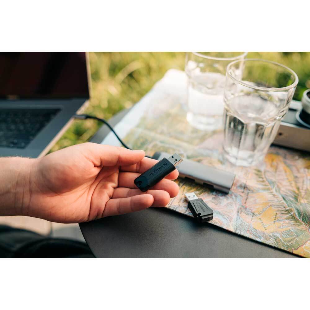 49320 VERBATIM                                                     | PENDRIVE VERBATIM 256GB PINSTRIPE USB 3.0 FLASH DRIVE NEGRO                                                                                                                                                                                               